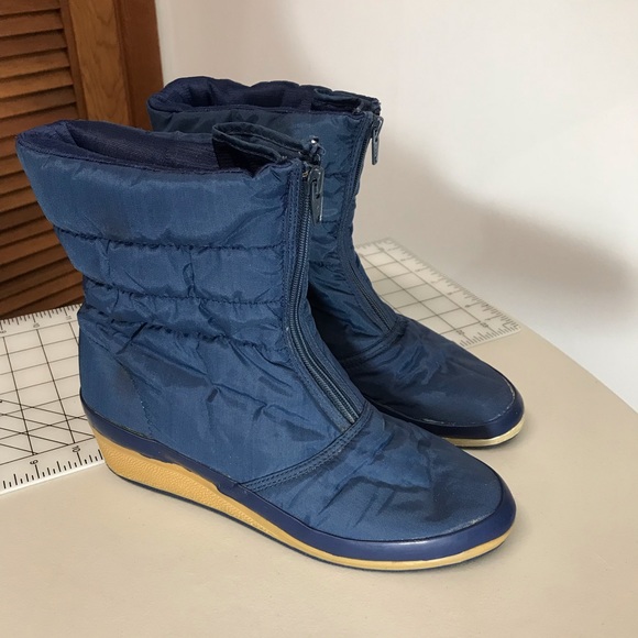 PopCorn Blue Zip-up Boots with Rubber Soles - Picture 2 of 8
